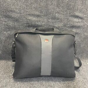 Wenger SwissGear 67444140 The Legacy 17" Laptop Slimcase BLK/Grey Messenger Bag
